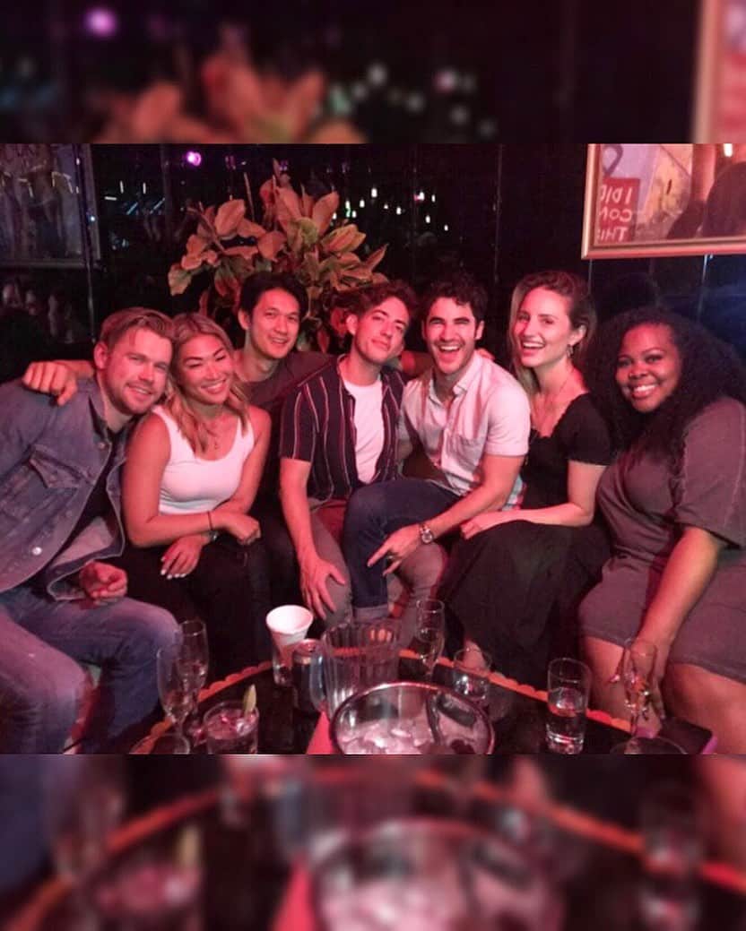 Just Jaredさんのインスタグラム写真 - (Just JaredInstagram)「Cast members from “Glee” reunited on Friday night at a karaoke bar! Which cast member do you wish joined them? #Glee #ChordOverstreet #JennaUshkowitz #HarryShumJr #KevinMcHale #DarrenCriss #DiannaAgron #AmberRiley Photo: @kevinmchale」6月9日 8時07分 - justjared