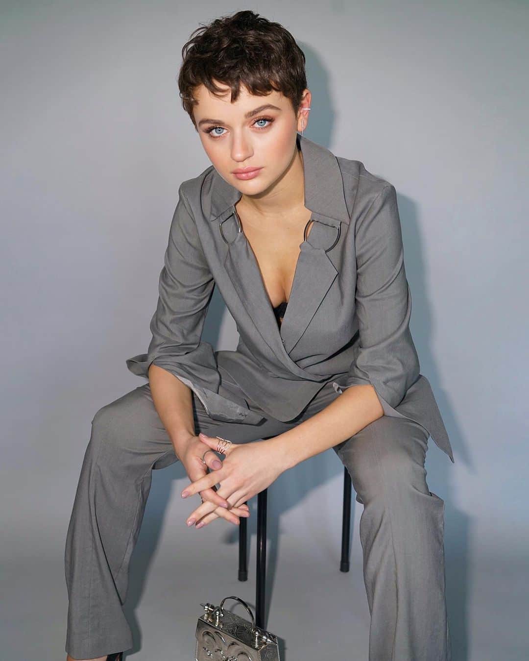 Just Jaredさんのインスタグラム写真 - (Just JaredInstagram)「@joeyking looks so chic in two outfits while attending two FYC events for her series @theactonhulu! #JoeyKing #TheAct Photos: JES/Backgrid」6月9日 8時21分 - justjared
