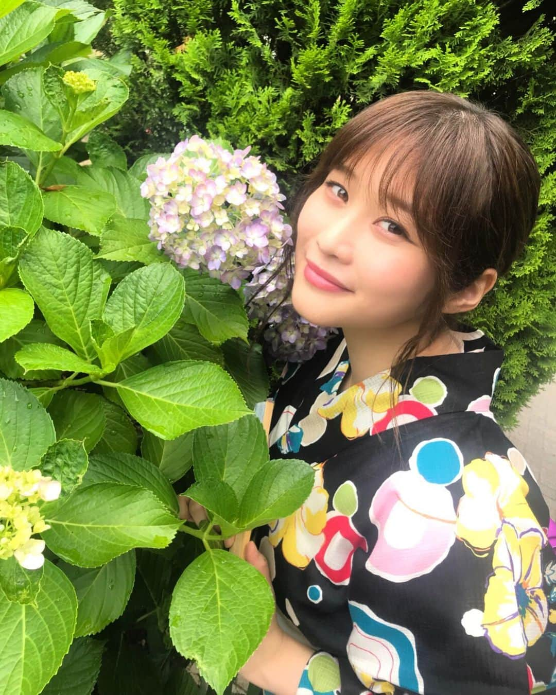 橘花凛さんのインスタグラム写真 - (橘花凛Instagram)「6月といえば紫陽花🤪💕 今日は東京Lily撮影会です✨よろしくお願いします(● ˃̶͈̀ロ˂̶͈́)੭ꠥ⁾⁾」6月9日 8時28分 - rintakahashi0809