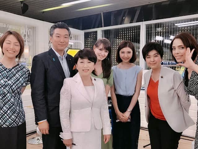 木村好珠さんのインスタグラム写真 - (木村好珠Instagram)「今日の生放送後の1枚！  #abematv  #よるバズ #福島瑞穂 さん #尾辻かな子 さん #橋本岳 さん  #フィフィ さん #トラウデン直美 さん #下平さやか アナウンサー #木村好珠」6月9日 0時08分 - konomikimura