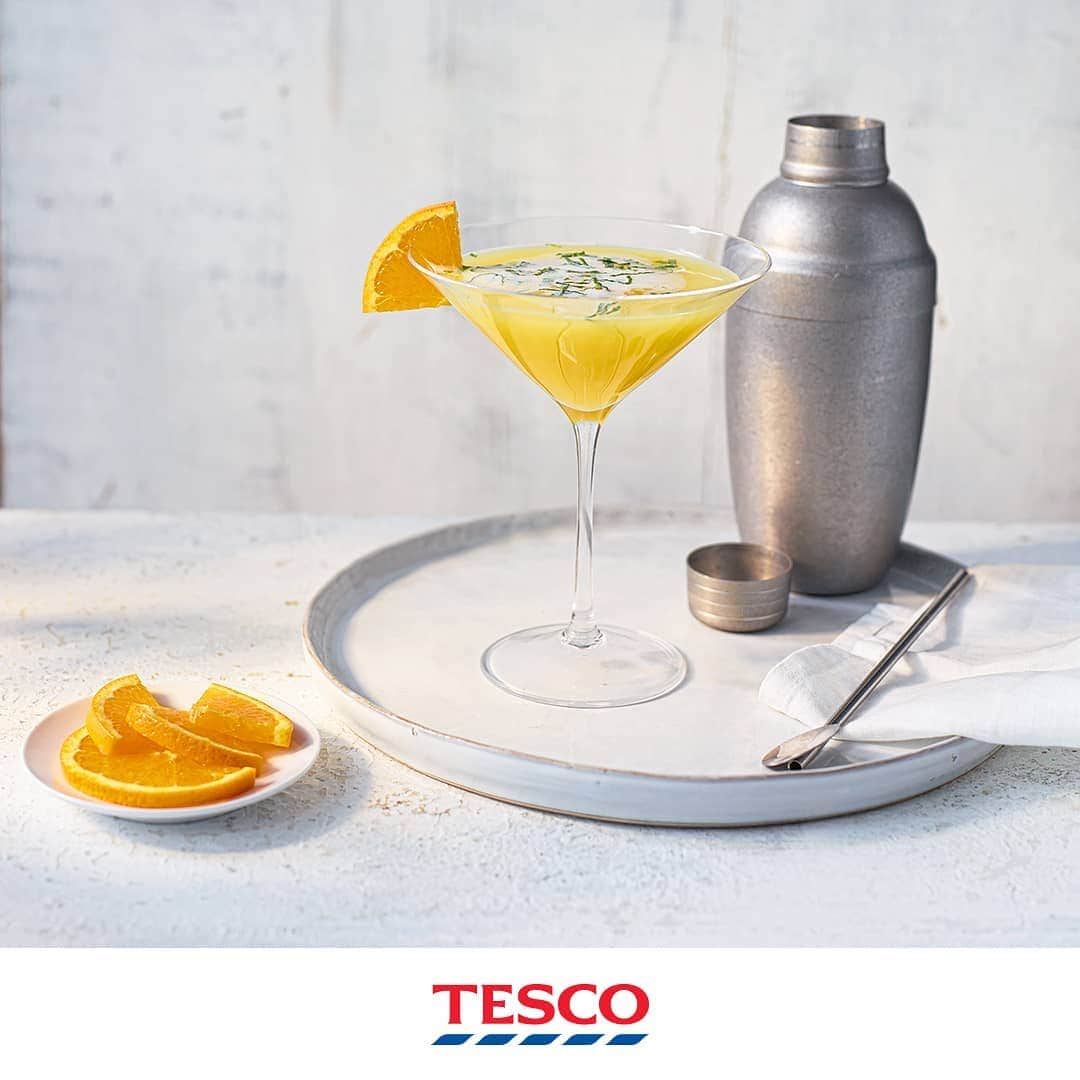 Tesco Food Officialさんのインスタグラム写真 - (Tesco Food OfficialInstagram)「Pineapple martini - freshly squeezed, not stirred. Do summer in style with a tropical mocktail spin on the classic vodka martini. Pick up our pineapple and orange Tesco chilled juices in-store and get shaking!  Ingredients 150ml 100% pure pineapple juice 50ml 100% pure orange juice smooth 10 fresh mint leaves, plus 1-2 finely shredded to garnish a few ice cubes ¼ thin orange slice, to garnish  Method Shake the juices with the mint leaves and ice in a cocktail shaker or sealed jam jar for 30 secs. Strain into a martini glass and garnish with the orange slice and shredded mint.」6月9日 0時10分 - tescofood