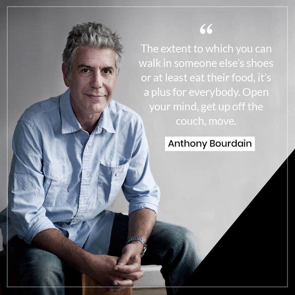 People Magazineさんのインスタグラム写真 - (People MagazineInstagram)「Remembering the late Anthony Bourdain, who died one year ago today.」6月9日 1時14分 - people