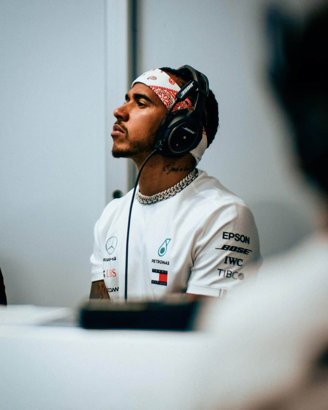 ルイス・ハミルトンさんのインスタグラム写真 - (ルイス・ハミルトンInstagram)「Quali day focus 💪🏾」6月9日 1時18分 - lewishamilton