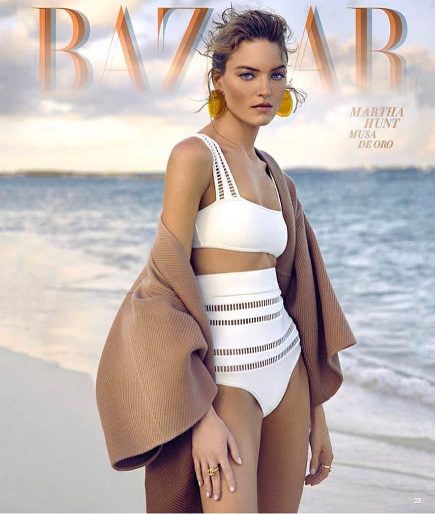 IMG Modelsさんのインスタグラム写真 - (IMG ModelsInstagram)「Beach Delight. ☀️ #MarthaHunt (@marthahunt) covers @harpersbazaarmx. #📷 @doveshore #👗 @kellybrownstyle #💄 @michaelgoyette #👸🏼 #IMGstars」6月9日 1時18分 - imgmodels