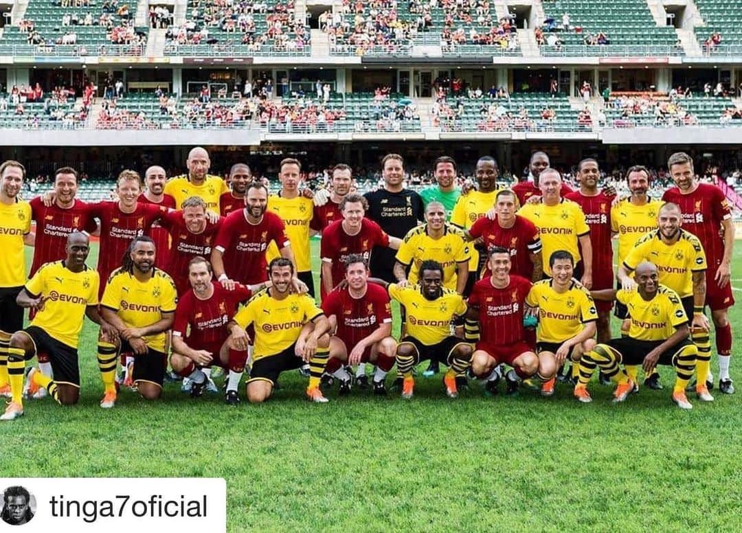 ローマン・ヴァイデンフェラーさんのインスタグラム写真 - (ローマン・ヴァイデンフェラーInstagram)「Liverpool Fc vs  Borussia  Dortmund #hongkong #bvb #lfc #legends @bvb09 @liverpoolfc」6月9日 1時42分 - romanweidenfeller