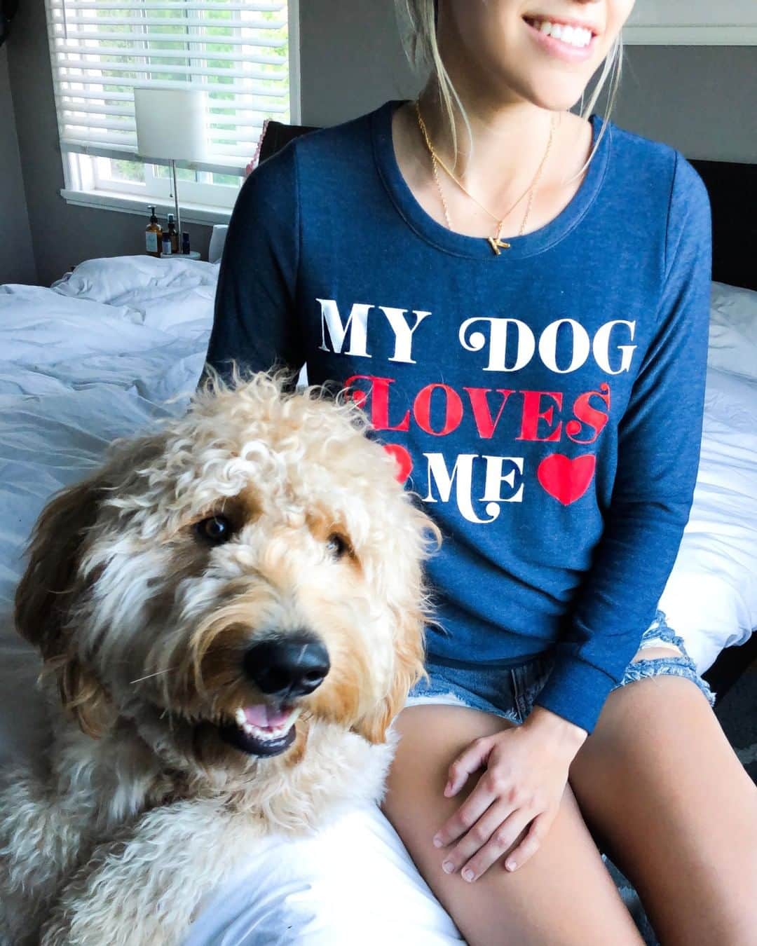 のインスタグラム：「no one loves you more than your pup when you come home❤️🐶 #chaserbrand」