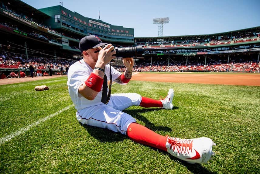 ボストン・レッドソックスさんのインスタグラム写真 - (ボストン・レッドソックスInstagram)「New hobby 📸」6月9日 3時26分 - redsox