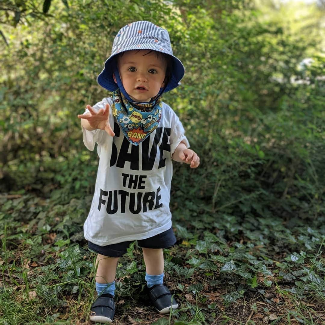 のインスタグラム：「It's World Oceans Day today - SAVE THE SEA, SAVE THE FUTURE, STOP USING PLASTIC . . Modelled by Earl . . #SAVETHESEA #SAVETHEFUTURE #SAVETHEWORLD #PROTESTANDSURVIVE #worldoceanday」