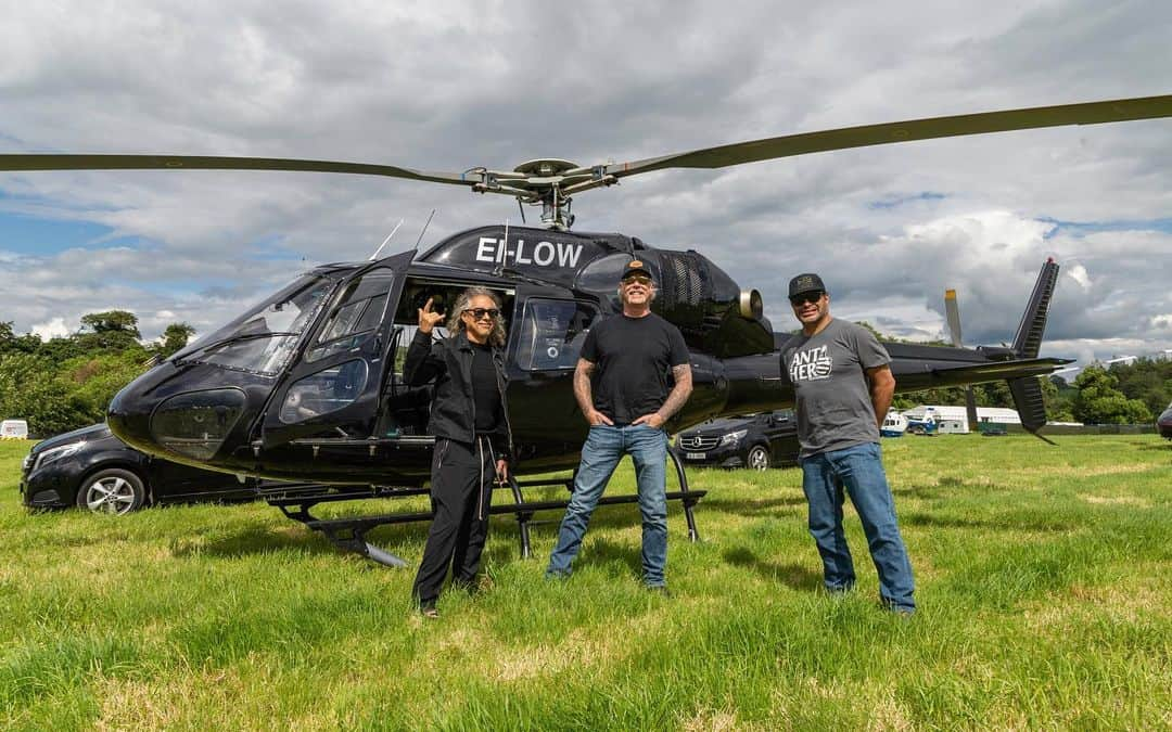 メタリカさんのインスタグラム写真 - (メタリカInstagram)「🚁 #MetAtSlaneCastle #WorldWired #Metallica」6月9日 3時38分 - metallica