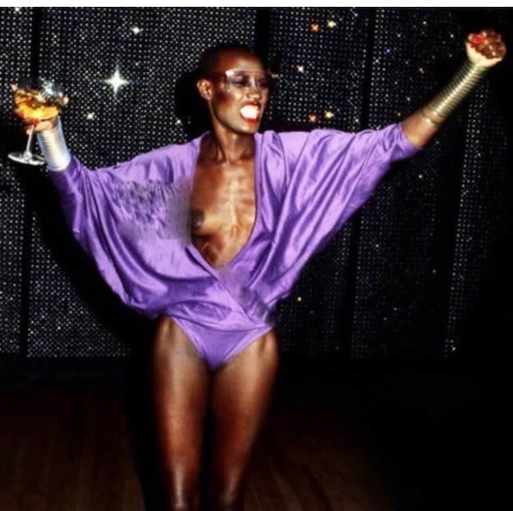 プロエンザスクーラーさんのインスタグラム写真 - (プロエンザスクーラーInstagram)「Last night #gracejones」6月9日 3時39分 - proenzaschouler