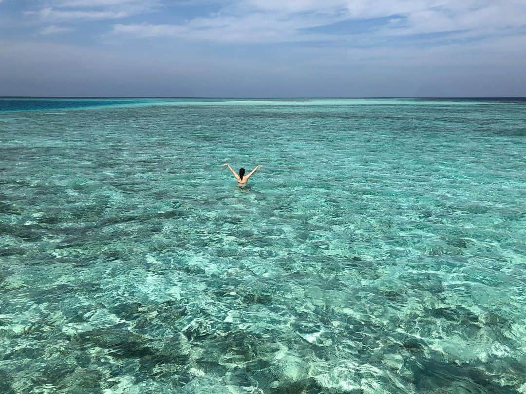 アンナ・カッペリーニのインスタグラム：「💙 The Ocean #worldoceansday #nofilter」