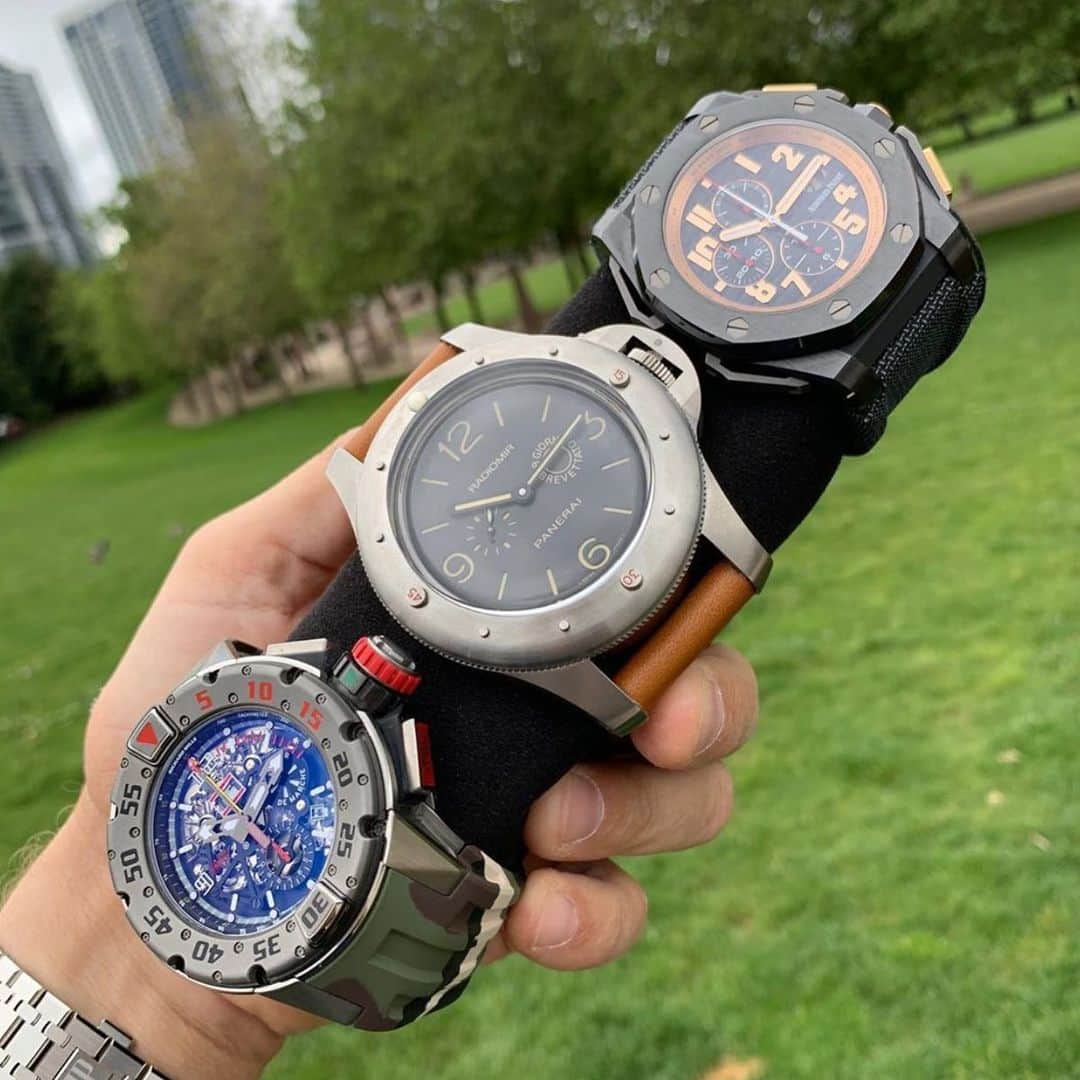 パネライのインスタグラム：「Go big or go home I guess!  The #Panerai #PAM341 60mm Egiziano. Makes the other beasts look tiny. #RichardMille #audemarspiguet #paneraicentral pic by @appanerairm」