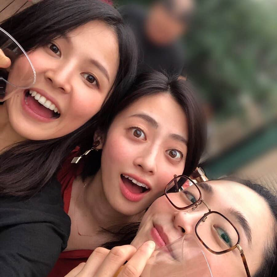 高畠麻奈さんのインスタグラム写真 - (高畠麻奈Instagram)「今季初のBBQ。 大好きな皆様と楽しくて美味しい時間を過ごしました☺️ スペアリブや肉寿司… たくさんあったのに食べるのに夢中で 写真を全く撮っておらず…🤔そんな先週末。 #BBQ#家族草子#森浩美 先生#今季初#肉#塊#スペアリブ#肉寿司#美味#幸せ#食べるの大好き#笑顔#meat#delicious#smile#happy#shorthair#actress#🍖#🔥」6月9日 6時01分 - mana_724