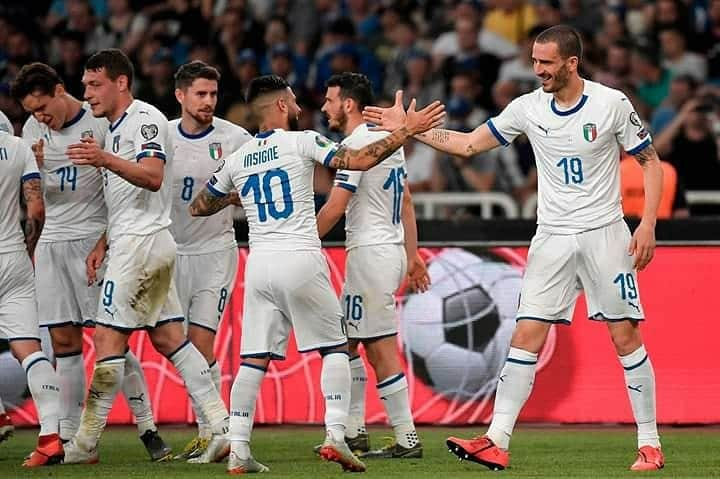 サッカーイタリア代表さんのインスタグラム写真 - (サッカーイタリア代表Instagram)「#EuropeanQualifiers🇪🇺 📸Successo rotondo e prestazione pienamente convincente. Gli #Azzurri hanno espugnato #Atene per mezzo di un match intenso e qualitativo, archiviando la pratica con le reti di #Barelle, #Insigne e #Bonucci . . #VivoAzzurro #Nazionale 🇬🇷#GreciaItalia🇮🇹 0⃣-3⃣」6月9日 6時13分 - azzurri