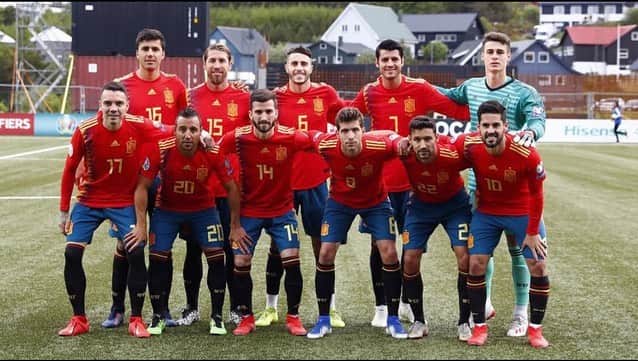 サンティ・カソルラさんのインスタグラム写真 - (サンティ・カソルラInstagram)「🇪🇸🇪🇸🇪🇸🇪🇸💪💪⚽️⚽️ @sefutbol」6月9日 6時16分 - santicazorla