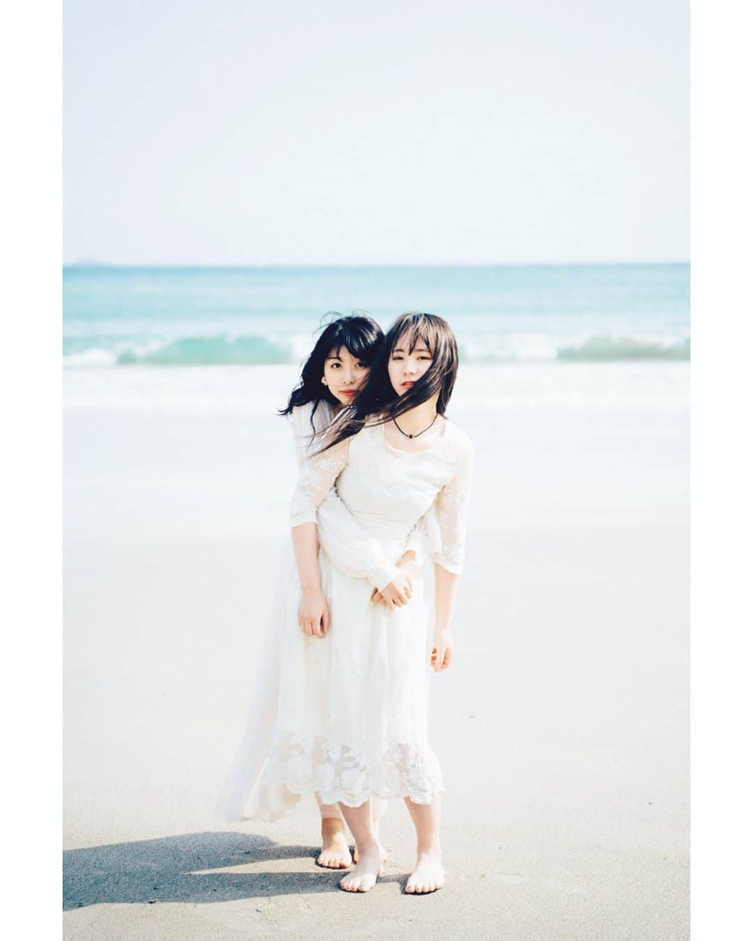 GENTAのインスタグラム：「Let's hit the beach⛱」