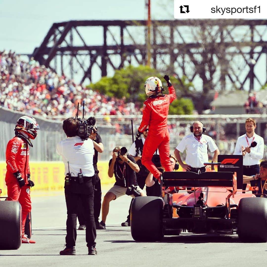 ジェンソン・バトンさんのインスタグラム写真 - (ジェンソン・バトンInstagram)「Well done Seb on grabbing pole 👏🏽. Think we might be in for a corker of a race tomorrow.  @skysportsf1 ・・・ Pole position for Sebastian Vettel and @scuderiaferrari !! #skyf1  #everyracelive  #sebastianvettel  #ferrari  #canadiangp 🇨🇦 #f1」6月9日 7時25分 - jensonbutton