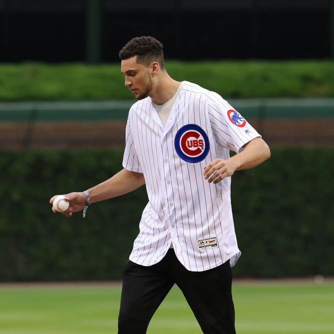 シカゴ・カブスさんのインスタグラム写真 - (シカゴ・カブスInstagram)「Ballers. #EverybodyIn #BullsNation」6月9日 9時54分 - cubs