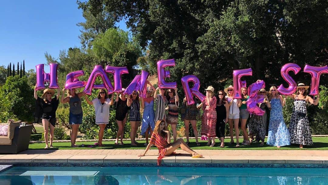 ヘザー・マクドナルドのインスタグラム：「#HeatherFest 💜 Thank you to my friends and @cava @boldbajafresh @pinkberryswirl @insideoutmobilespa @silvaofficialmusic for making this birthday so special! Swipe right for us dancing!」