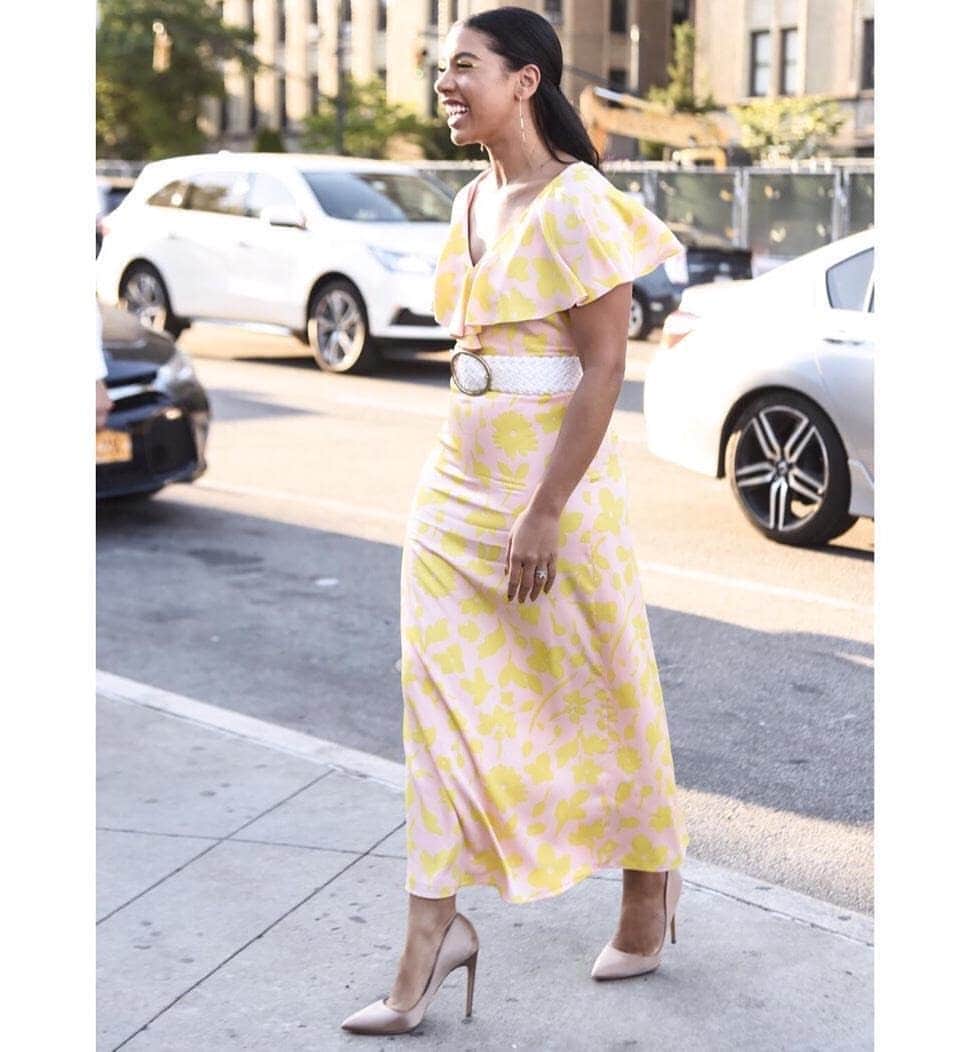 ルパートサンダーソンのインスタグラム：「#RSWomen | @HannahBronfman wears our classic Malory pumps at the @CFDA awards ✨ Styled by @SarahSlutsky | #CFDA #HannahBronfman #PerfectPumps」