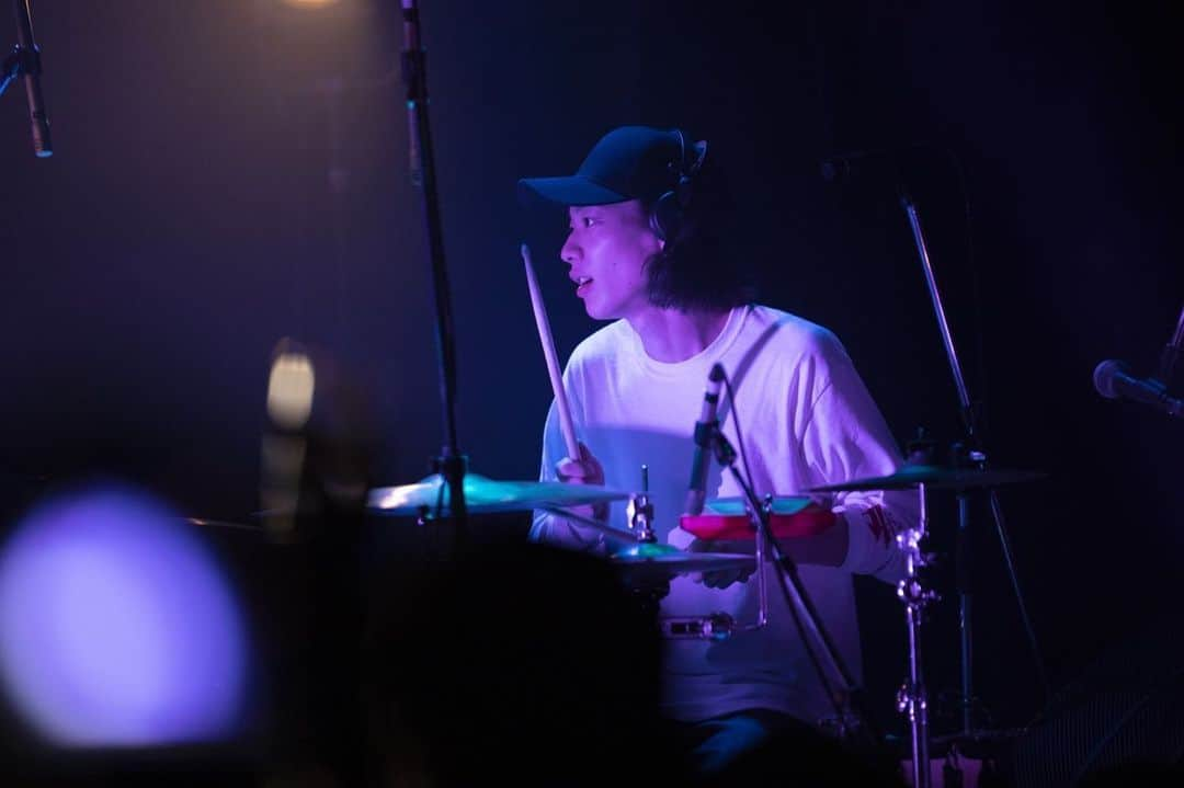 DATSさんのインスタグラム写真 - (DATSInstagram)「archive - 2018.10.15 DATS presents "Portal vol.2" (W / @amy0aaamyyy ) 📸 @nikku_ject  #datstheband #aaamyyy #tendre_jp #kinggnu」6月9日 13時19分 - datstheband