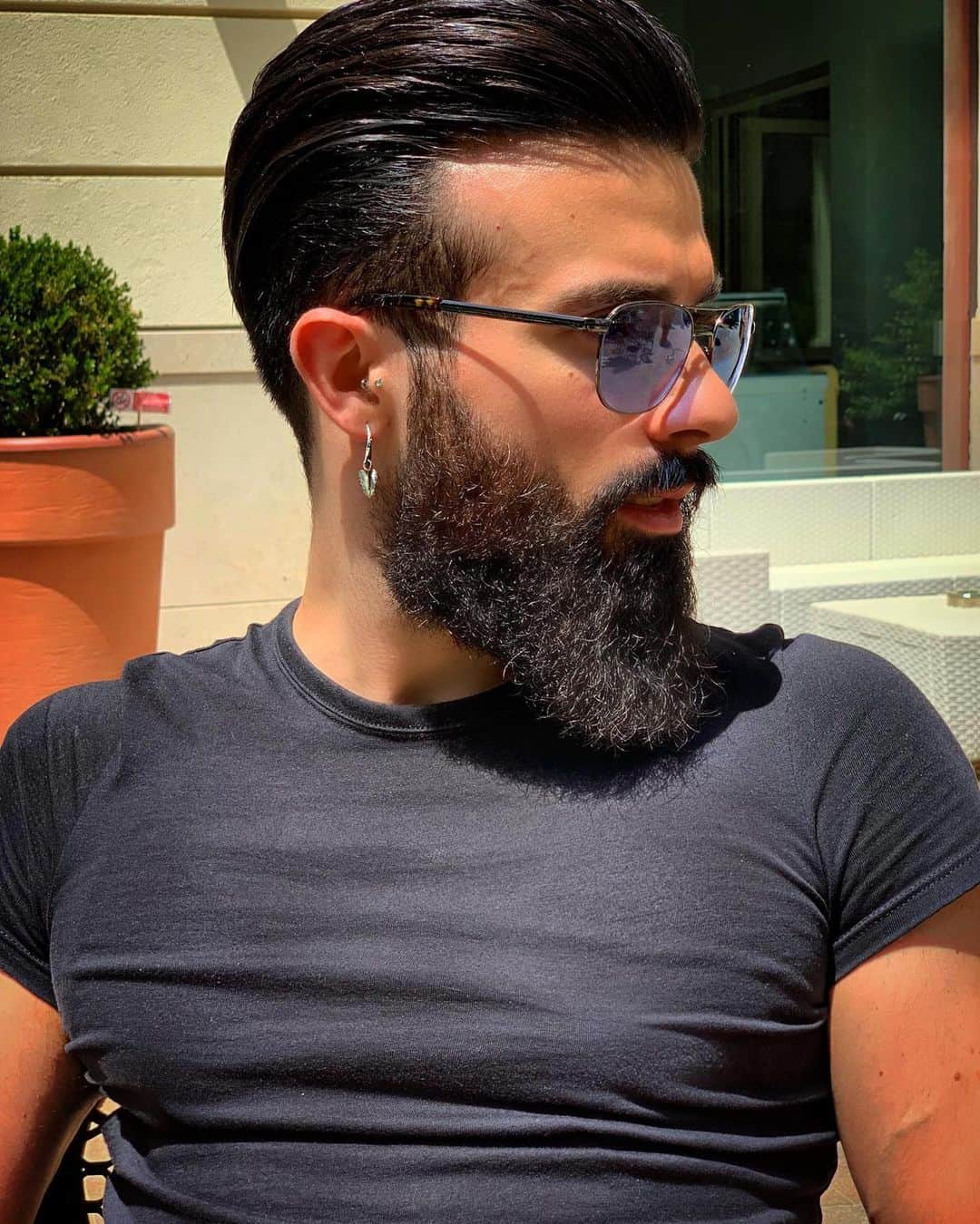 STYLE4GUYSのインスタグラム：「Make it simple , but significant. Check out our friend @Gin.demarco💥 for more latest hairstyles and fashion inspiration !」