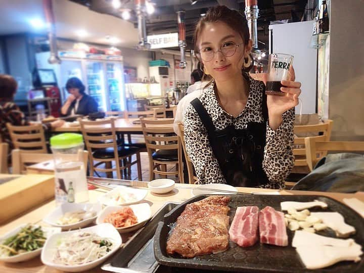 麻衣愛さんのインスタグラム写真 - (麻衣愛Instagram)「韓国でサムギョプサルは絶対食べたいよね💗🇰🇷 #サムギョプサル #明洞 #時差投稿 #韓国 #koreanfood #korea」6月9日 15時03分 - maiaiii_0814