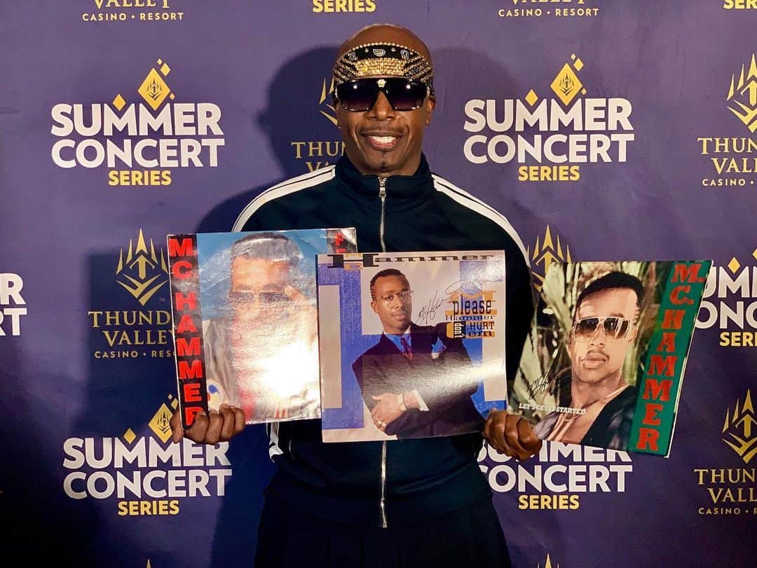 MCハマーのインスタグラム：「SacTown and The Bay had a Lit Party Tonight 🔥🔥🔥🕺🏿🕺🏿🕺🏿🕺🏿💃🏿🕺🏿💃🏿🕺🏿💃🏿👊🏾💃🏿💃🏿👊🏾💃🏿⛽️⛽️⛽️⛽️⛽️⛽️⛽️⛽️⛽️#ThunderValley」