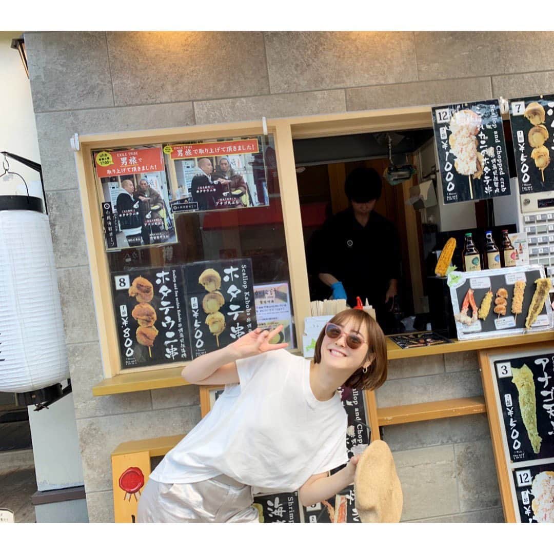 佐々木希さんのインスタグラム写真 - (佐々木希Instagram)「小樽へ！ ぷらぷら♡ 可愛らしい北一硝子のコップやオルゴールなどなど小樽ならではの物たちをget👍  なんて楽しいのだ！  #大政絢 さん #北海道旅 #小樽 #北一硝子 #小樽オルゴール堂」6月9日 18時47分 - nozomisasaki_official