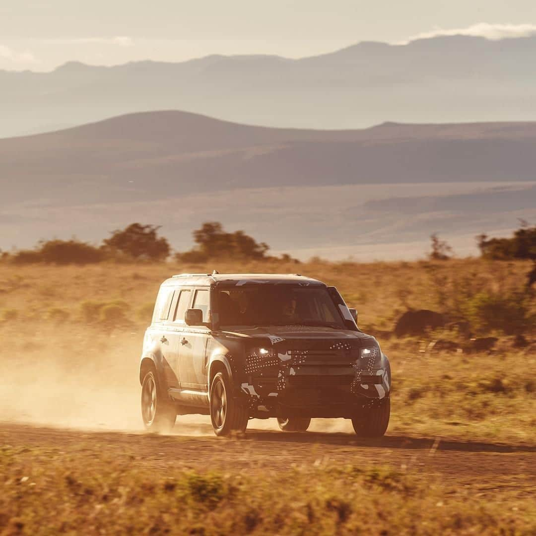 Land Roverさんのインスタグラム写真 - (Land RoverInstagram)「New #LandRover #DEFENDER - one step closer to production after proving itself in a demanding but meaningful test in aid of @tusk_org in Kenya. Tap the link in our bio to find out more.  #LandRover #TeamDefender #LandRoverDefender #NewDefender #Best4x4xFar #OffRoad #4x4 #Testing #Carsofinstagram #Instacar #SUV #CarLifestyle #Adventure #Adventuring #Animals #AnimalConservation #Conservation #Africa #Borana @tusk_org @kenyawildlifeservice @boranaconservancy @boranalodge #AllForConservation #Borana #BoranaConservancy #Laikipia @lionlandscapes」6月9日 19時00分 - landrover