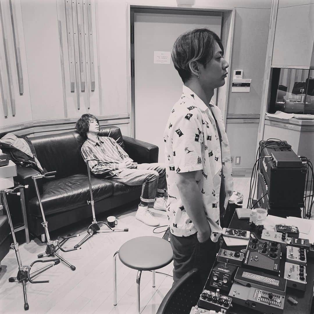 Nothing’s Carved In Stoneさんのインスタグラム写真 - (Nothing’s Carved In StoneInstagram)「‪本日もレコーディング。﻿ ‪﻿ #nothingscarvedinstone #ナッシングス #ncis #silversunrecords」6月9日 19時04分 - nothingscarvedinstone