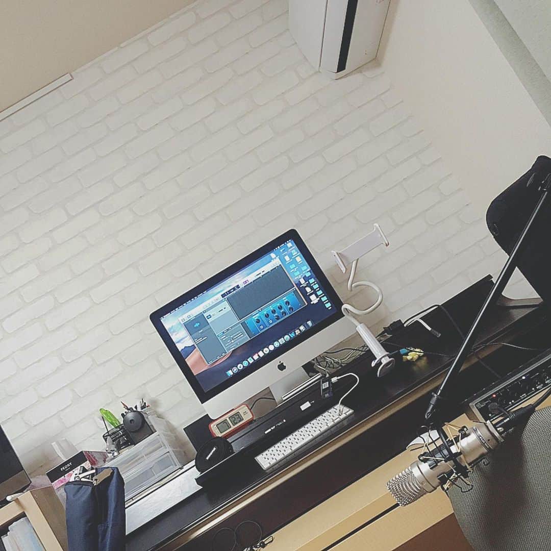 樋口和真のインスタグラム：「やっちゃおうよっ レコーディングんぐん #君だけの歌を作ります  #オーダメイドソングライター  #樋口和真」