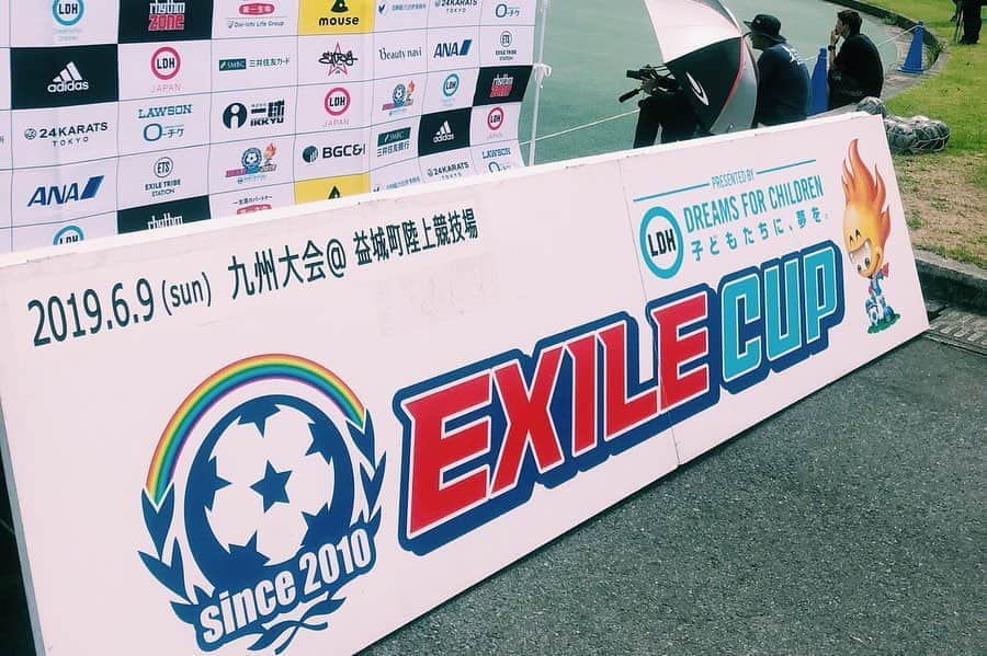 レオラさんのインスタグラム写真 - (レオラInstagram)「毎年参加している #EXILECUP ⚽️ 2019年のシーズンが、なんと熊本で今日開幕しました👍✨ . 私の生まれ育った町、益城町での開催は、本当に嬉しくて😌💗 さらに子どもたちの一生懸命な姿に、パワーをたくさんもらいました！🌈 . 次はどこにいけるかな？😋 . 選手の皆さんお疲れ様でした！👏 . #Leola_LaLa #Leola #熊本 #フットサル大会」6月9日 20時12分 - leola_official