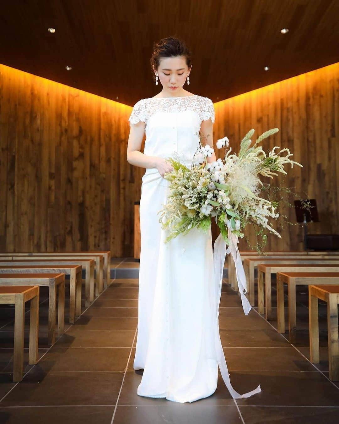 ARCH DAYS Weddingsさんのインスタグラム写真 - (ARCH DAYS WeddingsInstagram)「おしゃれ花嫁さんがこぞって選ぶ #トランクホテル での結婚式。﻿ ﻿ 洗練されたチャペルや披露宴会場、スタイリッシュな装花やブーケ、何をとっても本当に素敵ですよね✨﻿ ﻿ 今回は、TRUNK（HOTEL）で結婚式を行なったARCH DAYS花嫁さんたちの事例をもとに、魅力をたっぷりとご紹介していきます☺️🌷﻿ ﻿ ﻿ ▽ARCH DAYSトップページはこちらから☑﻿﻿﻿﻿﻿﻿﻿﻿﻿﻿﻿﻿﻿﻿﻿﻿﻿﻿﻿﻿﻿﻿ @archdays_weddings﻿﻿﻿﻿﻿﻿﻿﻿﻿﻿﻿﻿﻿﻿﻿﻿﻿﻿﻿﻿﻿﻿﻿ プロフィールのリンクから👰🏻﻿﻿﻿﻿﻿﻿﻿﻿﻿﻿﻿﻿﻿﻿﻿﻿﻿﻿﻿﻿﻿﻿﻿ ﻿﻿﻿﻿﻿﻿﻿﻿﻿﻿﻿﻿﻿ ﻿﻿﻿﻿﻿﻿ ﻿﻿﻿﻿﻿﻿﻿﻿#archdays花嫁 をつけて投稿して頂いた方にサイト掲載のお声がけをさせて頂く場合があります🕊🌿﻿﻿﻿﻿﻿﻿﻿﻿﻿﻿﻿﻿﻿﻿﻿﻿﻿﻿﻿﻿﻿﻿﻿ ﻿﻿﻿﻿﻿﻿﻿﻿﻿﻿﻿﻿﻿﻿﻿﻿﻿﻿﻿﻿﻿﻿﻿ ﻿————————-//-﻿﻿﻿﻿﻿﻿﻿﻿﻿﻿﻿﻿﻿﻿﻿﻿﻿﻿﻿﻿﻿﻿﻿﻿ いつもARCH DAYSをご覧いただきありがとうございます！﻿﻿﻿﻿﻿﻿﻿﻿﻿﻿﻿﻿﻿﻿﻿﻿﻿﻿﻿﻿﻿﻿﻿﻿ ﻿﻿﻿﻿﻿﻿﻿﻿﻿﻿﻿﻿﻿﻿﻿﻿﻿﻿﻿﻿﻿﻿﻿﻿ この度は、皆様に素敵な記事をさらに多くお届けできるよう、ライターさんを募集することになりました。﻿﻿﻿﻿﻿﻿﻿﻿﻿﻿﻿﻿﻿﻿﻿﻿﻿﻿﻿﻿﻿﻿﻿﻿ 結婚式に関わる素敵なオリジナル記事を描いてくださるライター様は奮ってご応募くださいませ☺﻿﻿﻿﻿﻿﻿﻿﻿﻿﻿﻿﻿﻿﻿﻿﻿﻿﻿﻿﻿﻿﻿﻿﻿ ﻿﻿﻿﻿﻿﻿﻿﻿﻿﻿﻿﻿﻿﻿﻿﻿﻿﻿﻿﻿﻿﻿﻿﻿ *************﻿﻿﻿﻿﻿﻿﻿﻿﻿﻿﻿﻿﻿﻿﻿﻿﻿﻿﻿﻿﻿﻿﻿﻿ ◆応募の仕方﻿﻿﻿﻿﻿﻿﻿﻿﻿﻿﻿﻿﻿﻿﻿﻿﻿﻿﻿﻿﻿﻿﻿﻿ ARCH DAYS公式サイトのライター募集のリンクバナー、もしくは最下部のWEDDING ライター募集という項目をクリックしていただき、応募フォームに必要事項を入れ完了してください﻿﻿﻿﻿﻿﻿﻿﻿﻿﻿﻿﻿﻿﻿﻿﻿﻿﻿﻿﻿﻿﻿﻿﻿ *************﻿﻿﻿﻿﻿﻿﻿﻿﻿﻿﻿﻿﻿﻿﻿﻿﻿﻿﻿﻿﻿﻿﻿﻿ ﻿﻿﻿﻿﻿﻿﻿﻿﻿﻿﻿﻿﻿﻿﻿﻿﻿﻿﻿﻿﻿﻿﻿﻿ 私たちと一緒にARCH DAYSの素敵な世界観を作っていきませんか？﻿﻿﻿﻿﻿﻿﻿﻿﻿﻿﻿﻿﻿﻿﻿﻿﻿﻿﻿﻿﻿﻿﻿﻿ たくさんのご応募お待ちしております♡﻿﻿﻿﻿﻿﻿﻿﻿﻿﻿﻿﻿﻿﻿﻿﻿﻿﻿﻿﻿﻿﻿﻿﻿ ﻿﻿﻿﻿﻿﻿﻿﻿﻿﻿﻿﻿﻿﻿﻿﻿﻿﻿﻿﻿﻿﻿﻿﻿ ARCH DAYS編集部 ﻿﻿﻿﻿﻿﻿﻿﻿﻿﻿﻿﻿﻿﻿﻿﻿﻿﻿﻿﻿﻿﻿﻿﻿ ————————-//-﻿﻿﻿﻿﻿﻿﻿﻿﻿﻿﻿﻿﻿﻿﻿﻿﻿﻿﻿﻿﻿﻿﻿﻿ ﻿﻿﻿﻿﻿﻿﻿﻿﻿﻿﻿﻿﻿﻿﻿﻿﻿﻿﻿﻿﻿﻿﻿ ﻿﻿﻿﻿﻿﻿﻿﻿﻿﻿﻿﻿﻿﻿﻿﻿﻿﻿﻿﻿﻿﻿ ▽バースデー・ベビーシャワーなどの情報を見るなら💁🎉﻿﻿﻿﻿﻿﻿﻿﻿﻿﻿﻿﻿﻿﻿﻿﻿﻿﻿﻿﻿﻿﻿﻿ @archdays﻿﻿﻿﻿﻿﻿﻿﻿﻿﻿﻿﻿﻿﻿﻿﻿﻿﻿﻿﻿﻿﻿﻿ ﻿﻿﻿﻿﻿﻿﻿﻿﻿﻿﻿﻿﻿ ﻿﻿ ----------------------﻿﻿﻿﻿﻿﻿﻿﻿﻿﻿﻿﻿﻿﻿﻿﻿﻿﻿﻿﻿﻿﻿﻿﻿﻿﻿﻿﻿﻿﻿﻿﻿﻿﻿ ﻿#archdays #wedding #bridal #trunkhotel #trunkhotelwedding #trunkhotel花嫁 #trunk花嫁 #trunkhotelbride #トランクホテルウェディング #トランクホテルウエディング #トランクホテル挙式 #トランク花嫁 #ウェディングドレス #ウェディングブーケ #結婚式 #ウェディング #プレ花嫁 #卒花嫁 #卒花 #2019春婚 #2019夏婚 #2019秋婚 #2019冬婚﻿﻿﻿ ---------------------﻿﻿﻿ ﻿ https://archdays.com/column/2019/05/21/44734﻿ ---------------------」6月9日 20時15分 - archdays_weddings