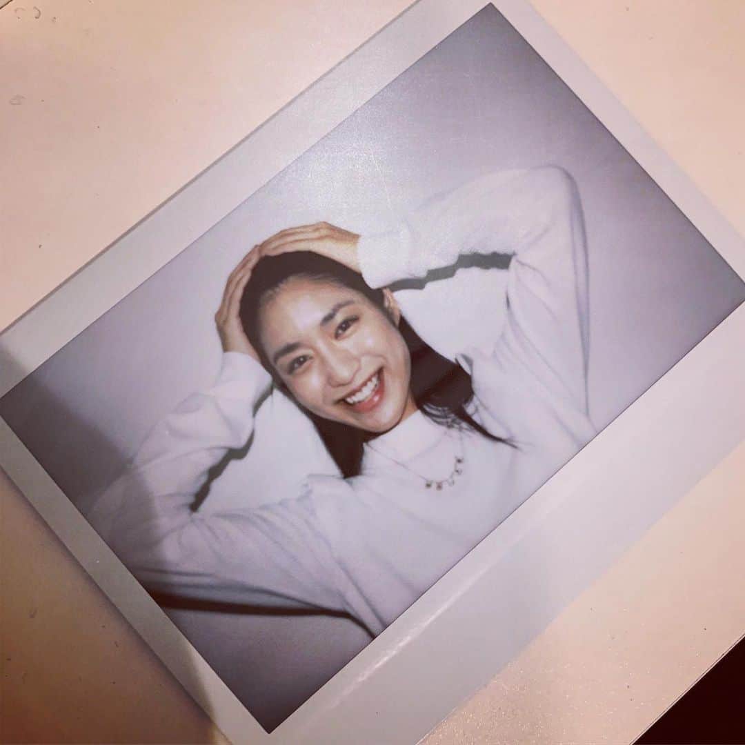 坂田麻衣のインスタグラム：「君は天然色」