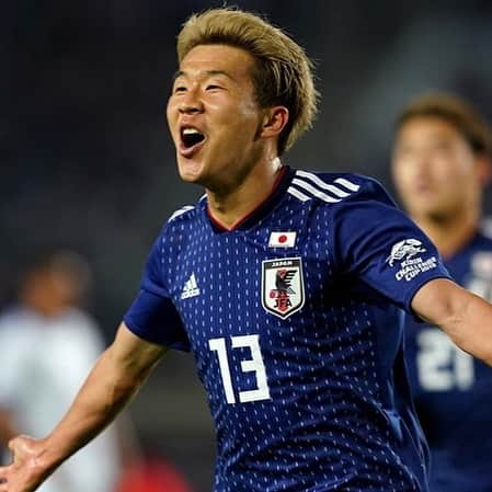 のインスタグラム：「. A代表初ゴール&2得点！ エルサルバドルに快勝 （2019.06.09） . 📷Photo by Ayano Miura/三浦彩乃 . #永井謙佑 #KensukeNagai #日本代表 #daihyo #SamuraiBlue #サムライブルー #森保ジャパン #🇯🇵 #NationalTeam #サッカー #football #⚽️ #サッカーキング」