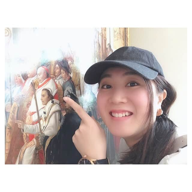 早乙女わかばさんのインスタグラム写真 - (早乙女わかばInstagram)「.﻿ わかばtrip✈️✨﻿ フランス🇫🇷PART.4﻿ ﻿ 嵐の〜ように〜生きた男〜🎶﻿ ﻿ ナポレオン！！！﻿ ﻿ ナポレオンホテルに泊まりました☺️✨﻿ ホテル中に知ってる方の絵が沢山🖼‼️﻿ 戴冠式の絵の前ではアンディと〝わたしここや〜〟と言いながらパシャり📸﻿ ﻿ 眠らない男ナポレオンの戴冠式の場面はこの絵を忠実に再現した事懐かしいです😊衣装やアクセサリーまで忠実再現していたので、アクセサリーを見てカロリーヌを見つけました✨﻿ ﻿ 夫ミュラの絵も沢山飾られてました❤️﻿ もみあげですぐわかる❤️﻿ あの時の真風さん本当にカッコよかったなぁ😍﻿ ﻿ #わかばtrip﻿ #フランス﻿ #眠らない男﻿ #嵐のように生きた男﻿ #ナポレオン﻿ #ミュラ﻿ #カロリーヌ﻿ #再演希望」6月9日 20時57分 - s_wakaba.94