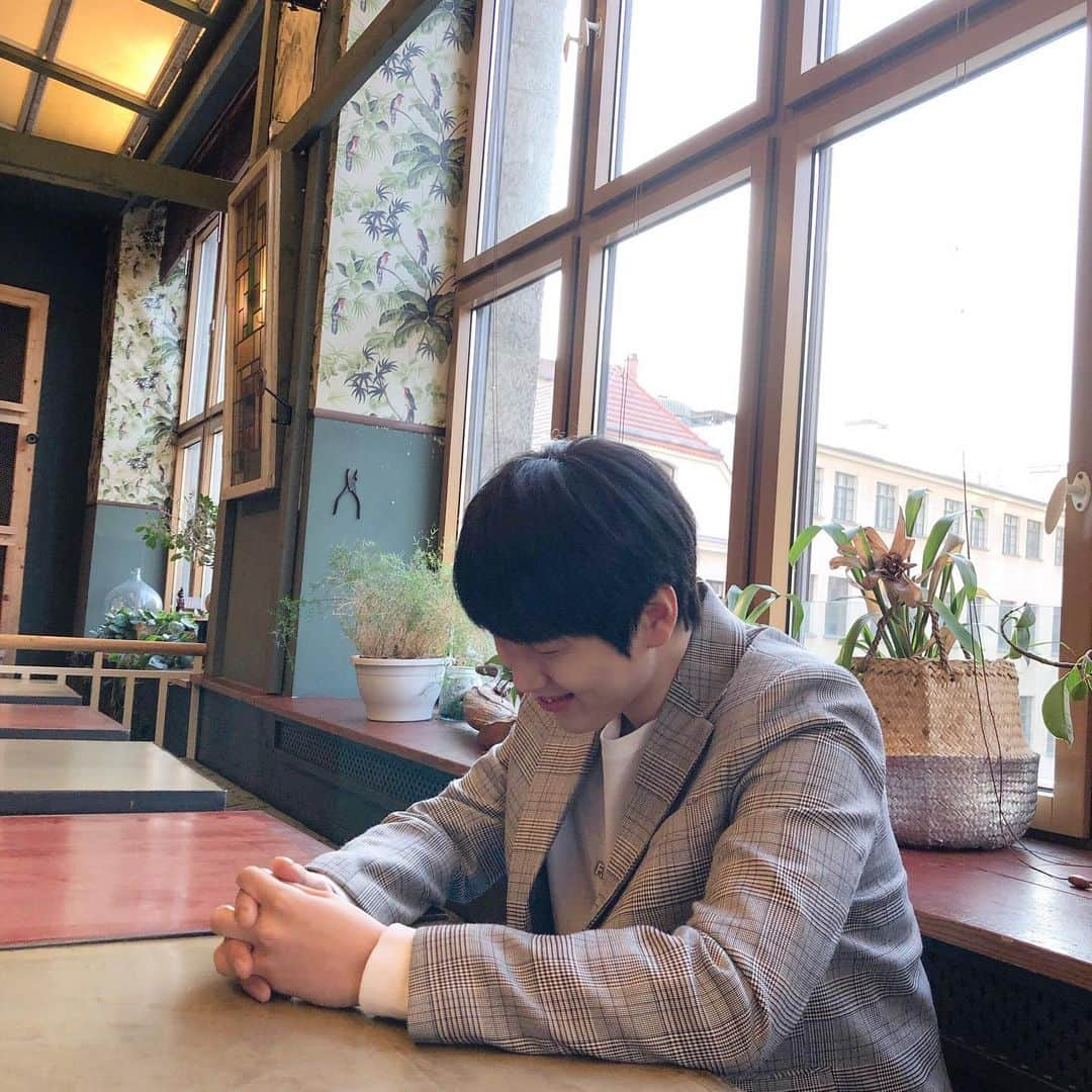 B1A4さんのインスタグラム写真 - (B1A4Instagram)「☺️ #날씨좋은날  #B1A4 #산들 #SANDEUL」6月9日 21時18分 - b1a4ganatanatda