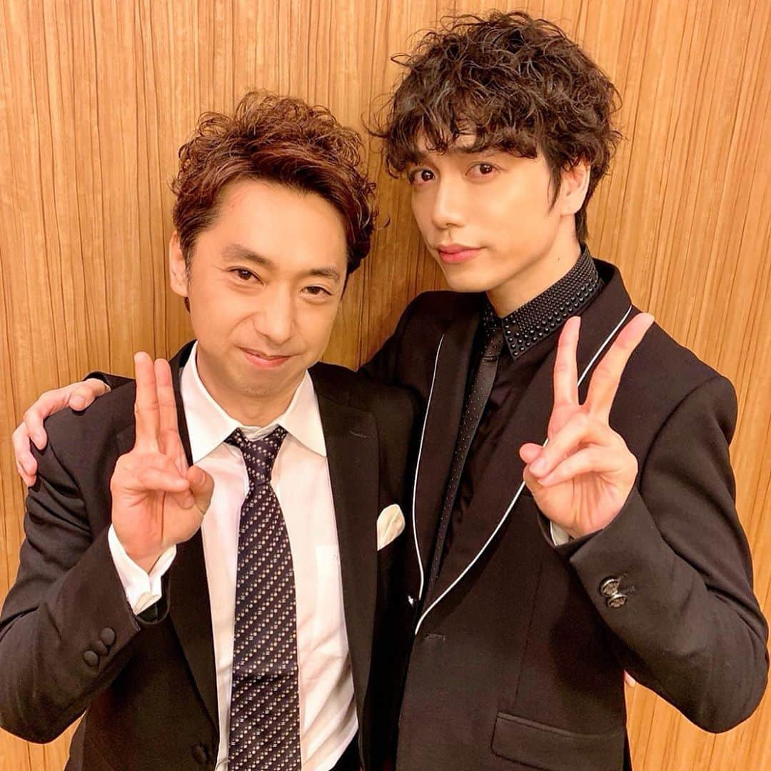 山崎育三郎さんのインスタグラム写真 - (山崎育三郎Instagram)「実は、熊本にいます。笑  ディナーショー無事に終演。  めちゃめちゃ楽しかった。  熊本の皆さん、熊本にお越しの皆さんありがとうございました！  音大の先輩であり天才ピアニスト、中島剛さんとの共演も嬉しかったな。」6月9日 21時23分 - ikusaburo_yamazaki