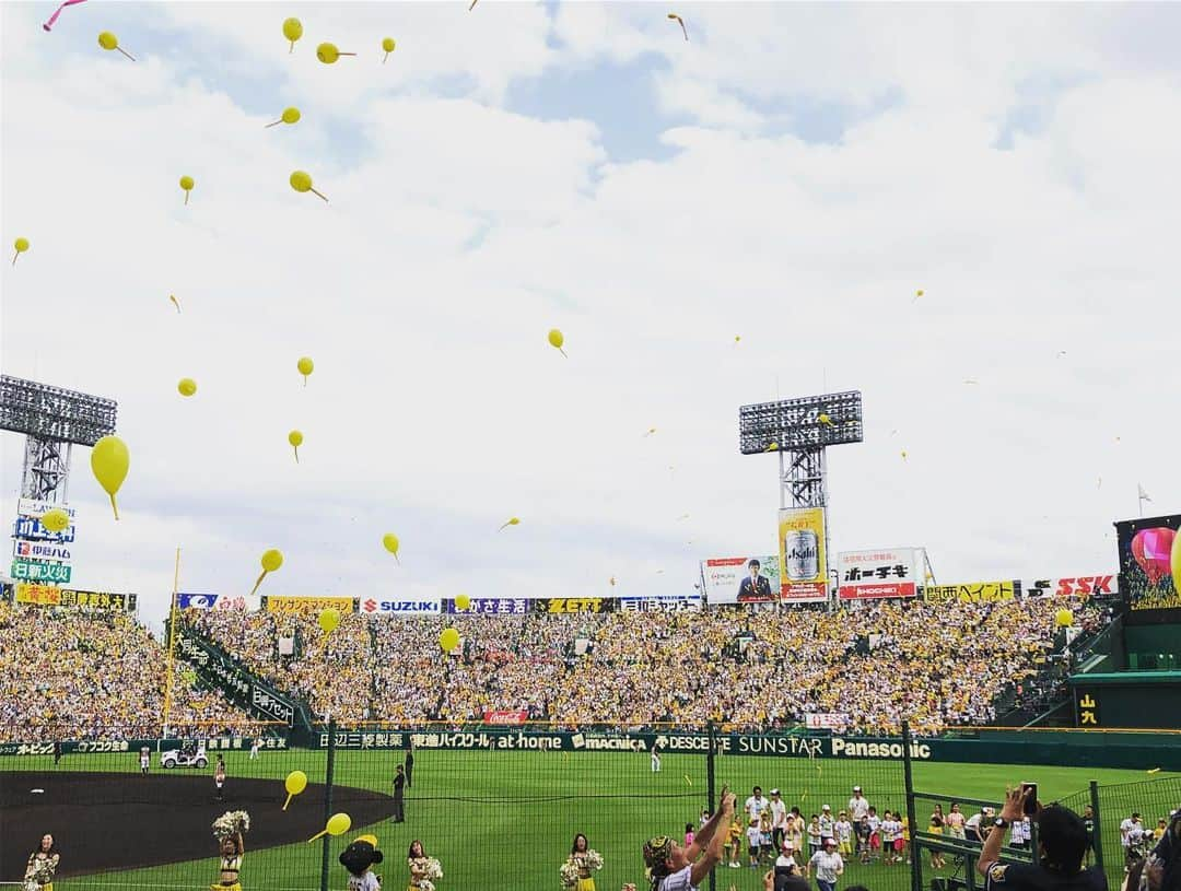 椿原慶子さんのインスタグラム写真 - (椿原慶子Instagram)「久々の甲子園⚾️ 心に響く一打でした。 #虎#必死のグッチ」6月9日 21時53分 - keiko_tsubakihara