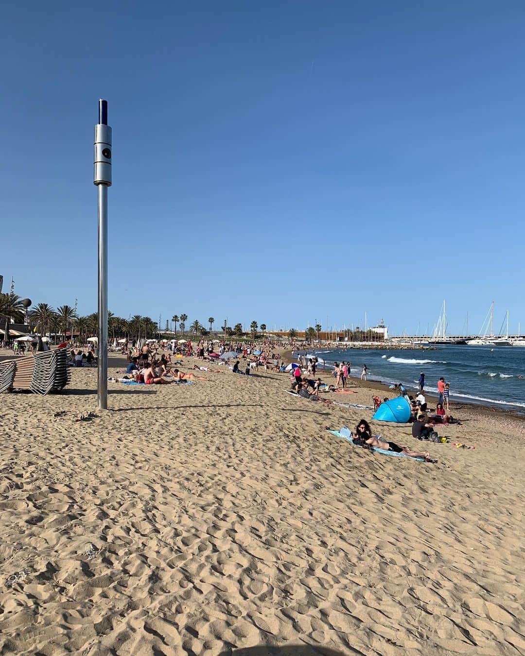 ブランドン・アルメイダさんのインスタグラム写真 - (ブランドン・アルメイダInstagram)「Barceloneta beach 🏖😎」6月9日 21時59分 - brandonnalmeida