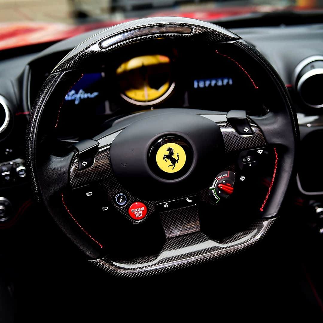 フェラーリさんのインスタグラム写真 - (フェラーリInstagram)「The #FerrariPortofino’s ergonomic control system and crisp detailing make it the perfect car for any setting. #Ferrari #Details」6月9日 22時00分 - ferrari