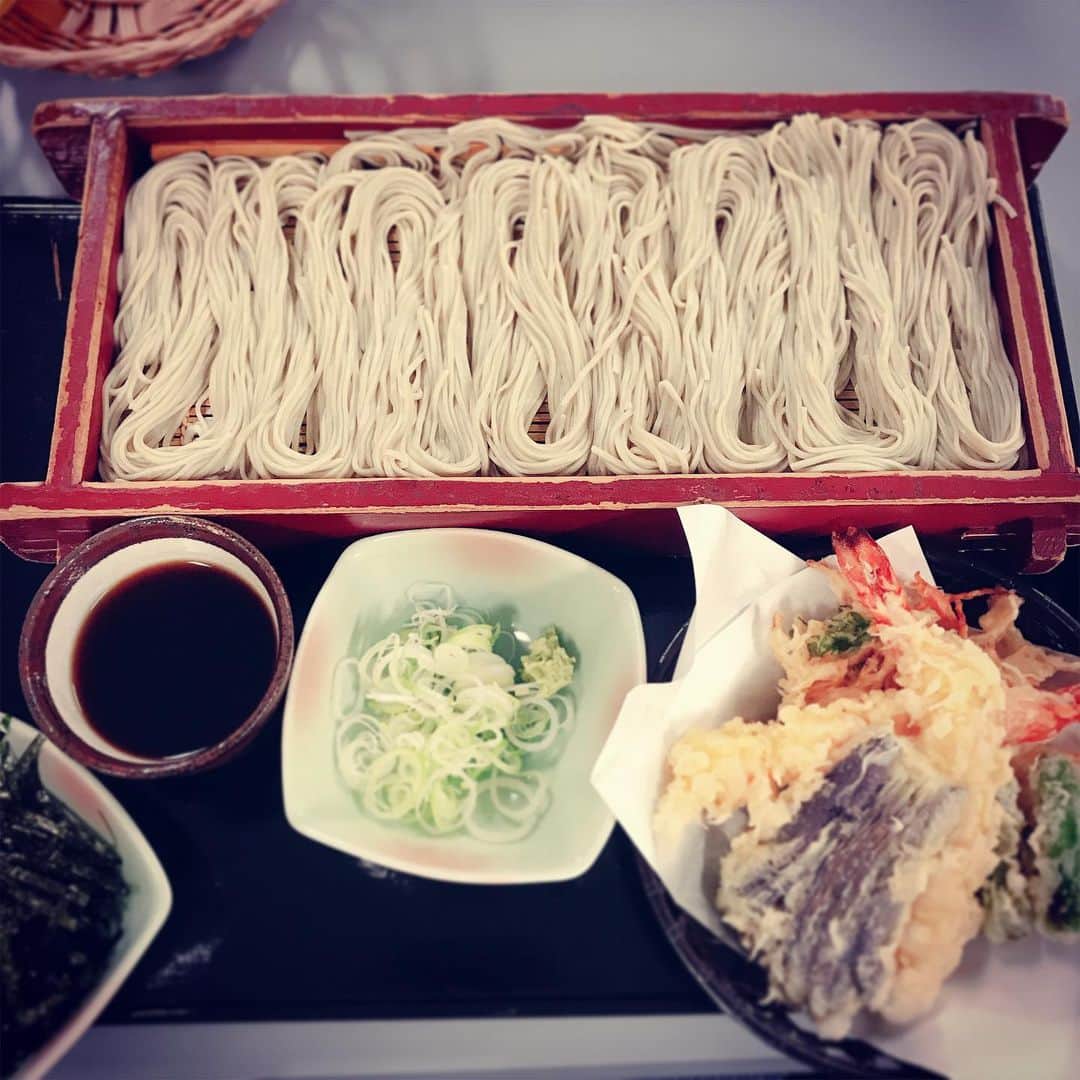 ただすけのインスタグラム：「THE ALFEE@新潟無事終了。 個人的に得るものの多い充実の二日間、ありがとうございました😊 大慌てで蕎麦を平らげて帰京！」