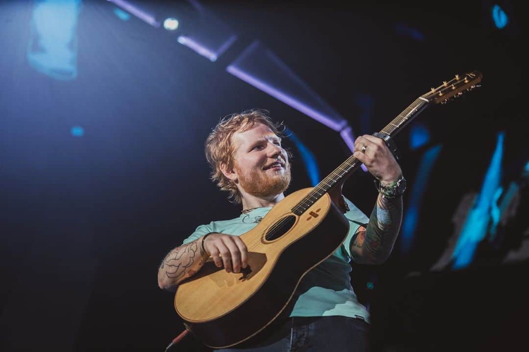 エド・シーランさんのインスタグラム写真 - (エド・シーランInstagram)「Barcelona ! 📸 @zakarywalters」6月10日 3時54分 - teddysphotos