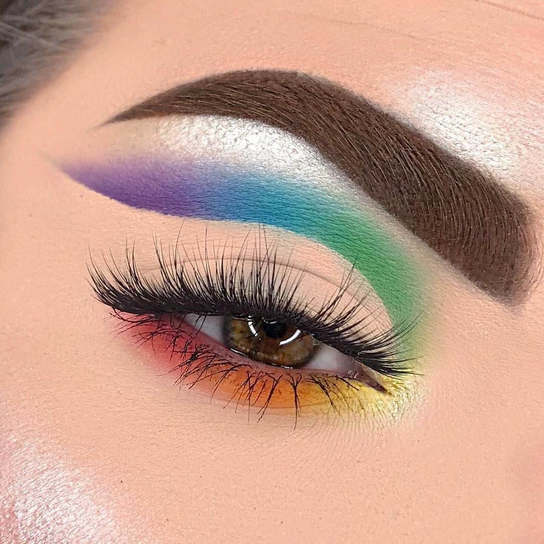NYX Cosmeticsさんのインスタグラム写真 - (NYX CosmeticsInstagram)「We stan love, equality & a sharp cut-crease 😘🌈✔ @glambyjason creates this flawless #EOTD with our Ultimate Shadow Palette in 'Brights' 🔥 In celebration of #LAPride - comment below what YOU stan for 🏳️‍🌈 || #nyxcosmetics #nyxprofessionalmakeup #crueltyfreebeauty」6月10日 3時59分 - nyxcosmetics