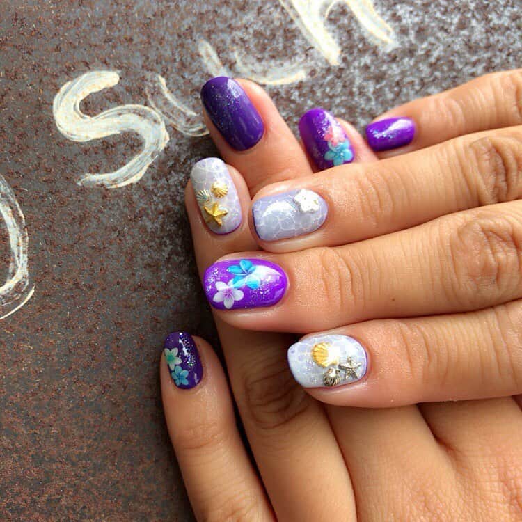照山亜寿美さんのインスタグラム写真 - (照山亜寿美Instagram)「初めて紫にしたけどとっても可愛い❤︎. . #ネイルをするようになって #私は爪が生き返りました #感謝感謝です #いつもありがとうございます #海ネイル #紫 #パープル #clovernature」6月9日 22時39分 - asumiteruyama
