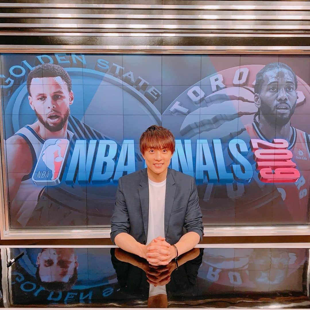 五十嵐圭さんのインスタグラム写真 - (五十嵐圭Instagram)「昨日はRakuten TV「2019 NBA FINAL ラプターズVSウォリアーズ第４戦」に ゲスト出演させていただきました。 出演者の皆さん、スタッフの皆さん、関係者の皆さん、ありがとうございました。 #RakutenTV #RakutenNBA #2019NBAFINAL」6月9日 22時51分 - keiigarashi_official