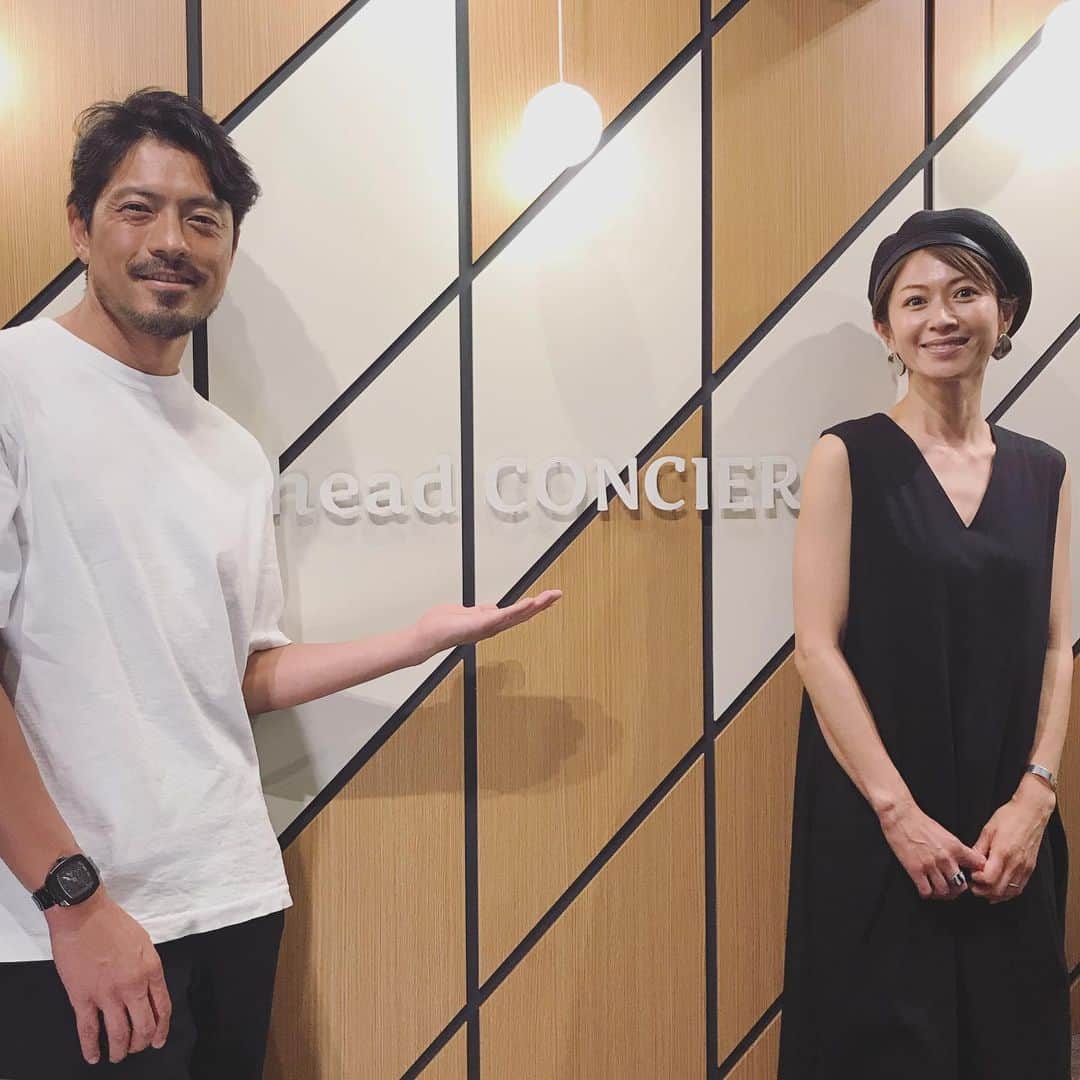 のインスタグラム：「今年も気づけば半年。 後半もお互い頑張ろうと、@headconcierge へ一緒に行ってきました！ リラックスしすぎて、半分以上寝ていたと思う 笑」
