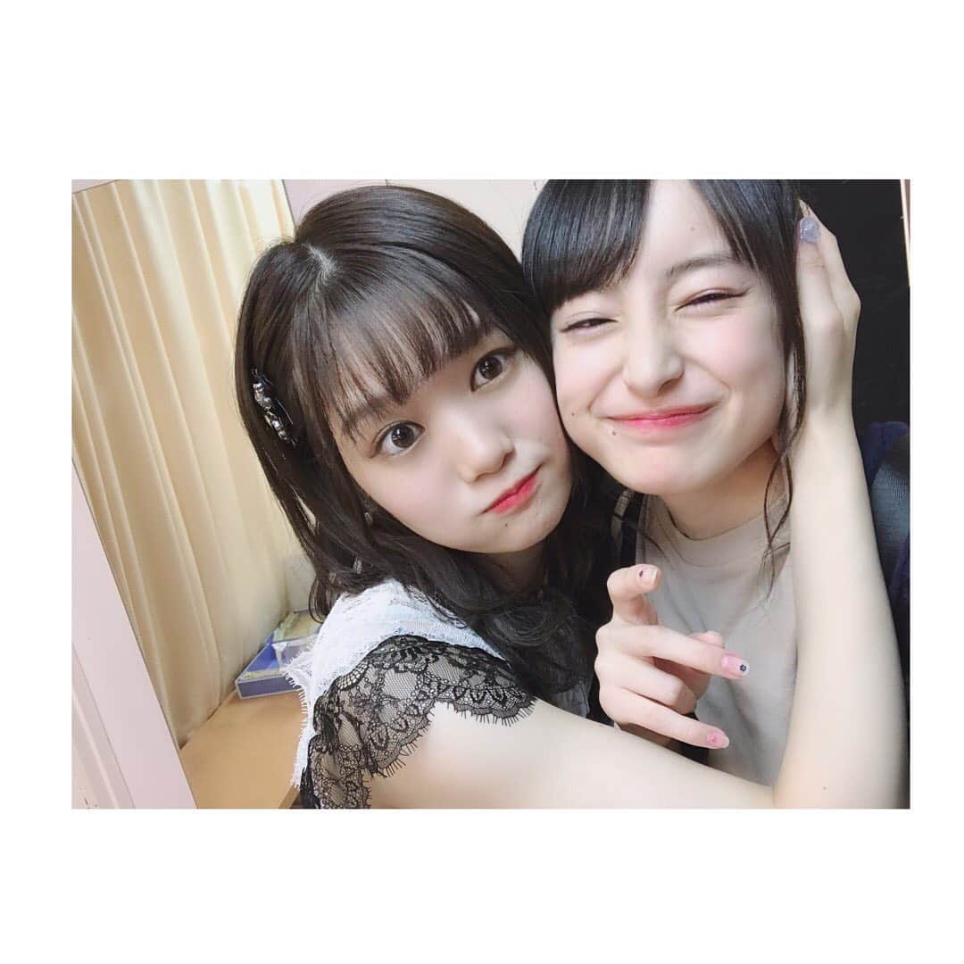 川原美咲さんのインスタグラム写真 - (川原美咲Instagram)「いくみん💓 ❥卒業公演  ずっと憧れで、目標です♡ ありがとうございました😊  と共にめちゃいくみヲタしてる、この次の日卒業したひちゃん💓笑」6月9日 23時06分 - misaki_888_sagasaikou