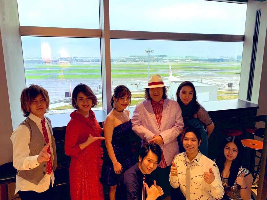 岡田真帆のインスタグラム：「‪ミッキー吉野さんとのTeppen ver. モンキーマジックで悩殺された夜でした！‬ ‪LDH KITCHEN たのしかったです！‬ ‪ありがとうございました！！‬ ‪飛行機飛び交う真隣！‬」